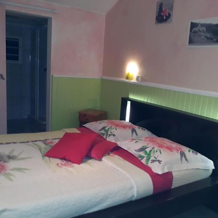 Bed and Breakfast Petite Fleur De Lentilles Сілао Екстер'єр фото