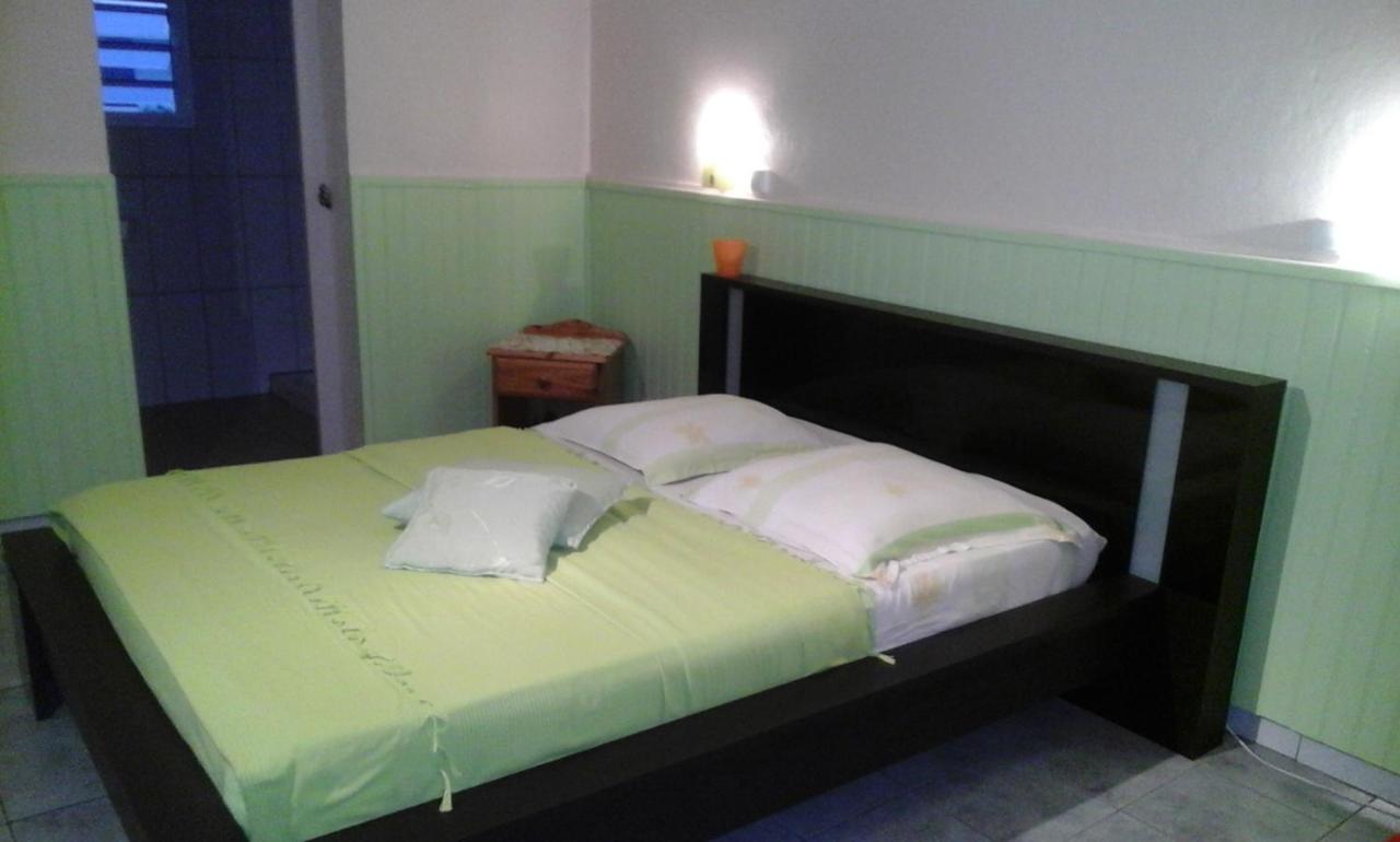 Bed and Breakfast Petite Fleur De Lentilles Сілао Екстер'єр фото